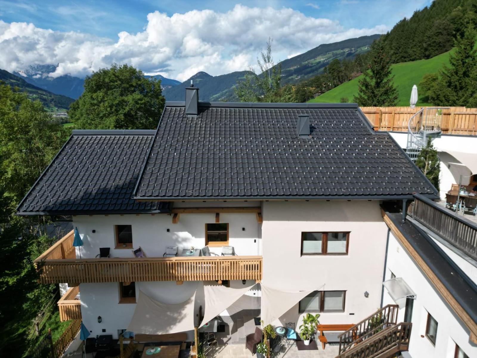Restaurant Appartements Almdiele Hart im Zillertal Exterior foto